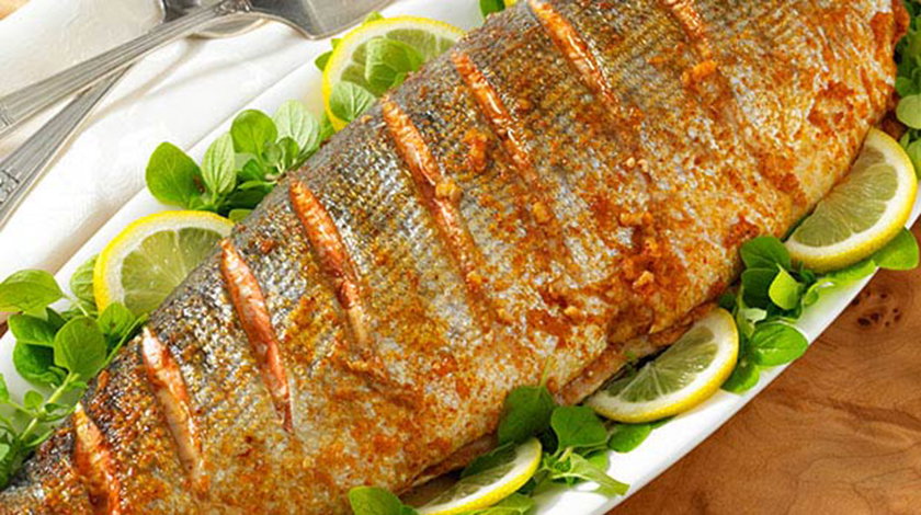 Whole Roasted Sockeye Salmon with Garlic and Spice
